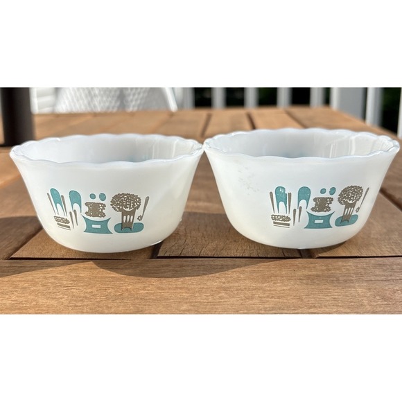 Vintage Fire King Blue Heaven Milk‎ Glass Bowl Set X2- ATOMIC! - Picture 3 of 3